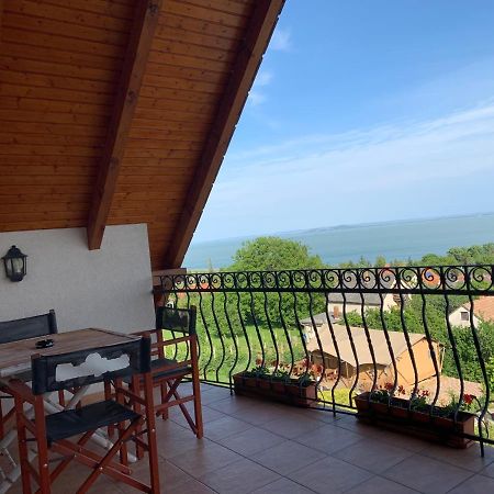 Holidaysport Haus Balatongyörök Eksteriør billede