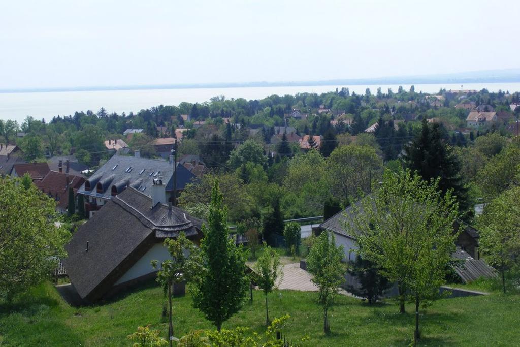 Holidaysport Haus Balatongyörök Værelse billede