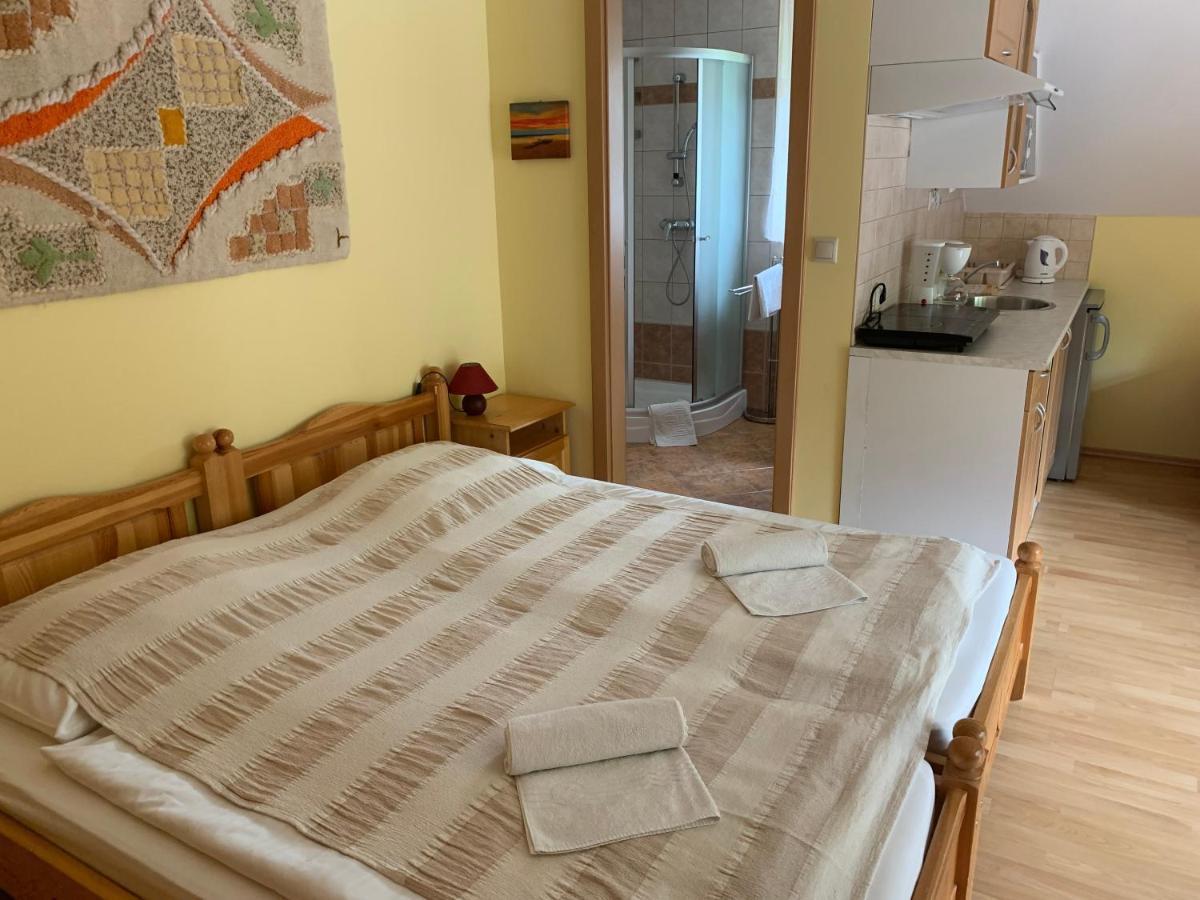 Holidaysport Haus Balatongyörök Eksteriør billede