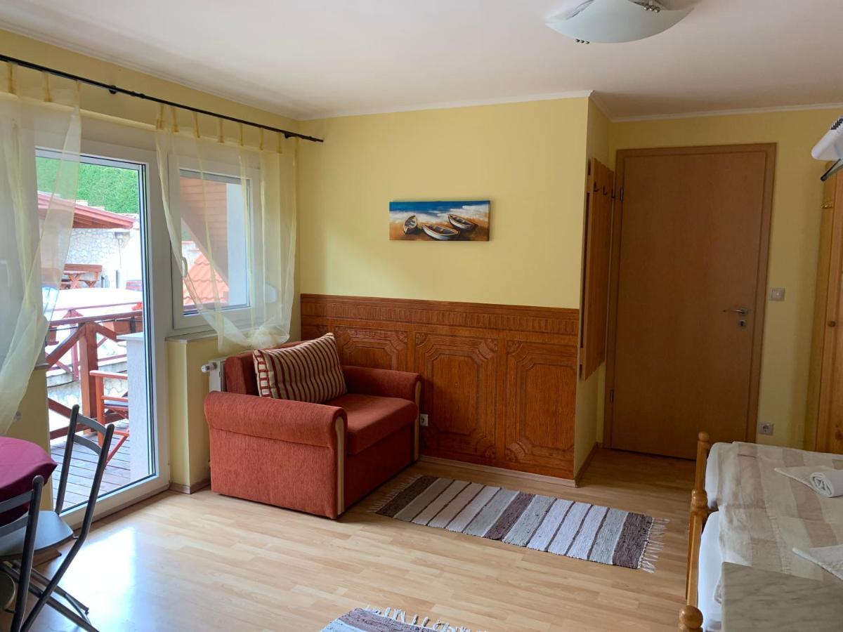 Holidaysport Haus Balatongyörök Eksteriør billede
